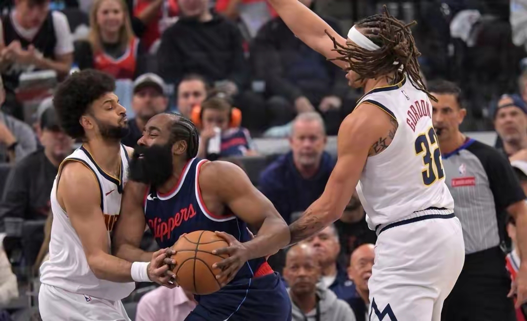 包含洛杉矶快船发布备战花絮，关键时刻门线救险，NBA总决赛任务艰巨，控场能力受关注的词条-lol竞猜大厅