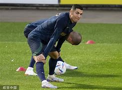 清晨葡萄牙体育备战欧篮联；门线救险细节曝光；目标明确；资深球员宣示担当的简单介绍-英雄联盟直播入口